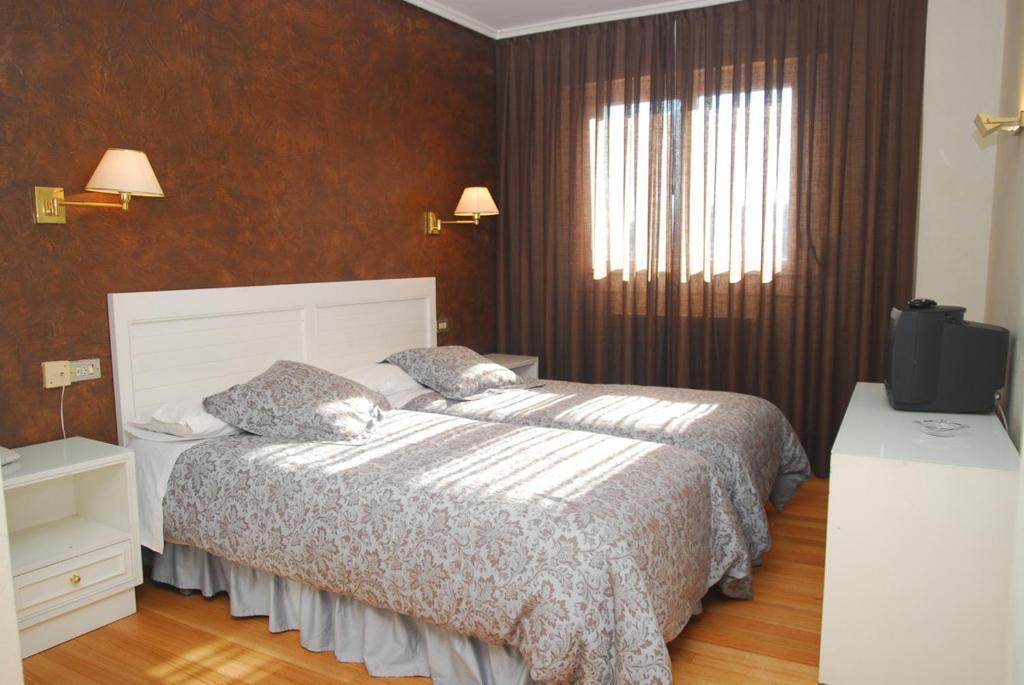 Hotel Iguarena Ezcaray Kamer foto